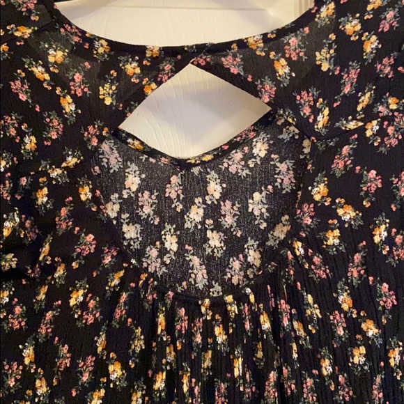 Gypsies&Moondust Long Sleeve Black Floral Blouse - Picture 3 of 3